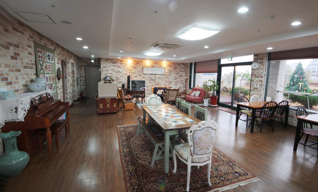 Hostel The New Day Busan Dış mekan fotoğraf