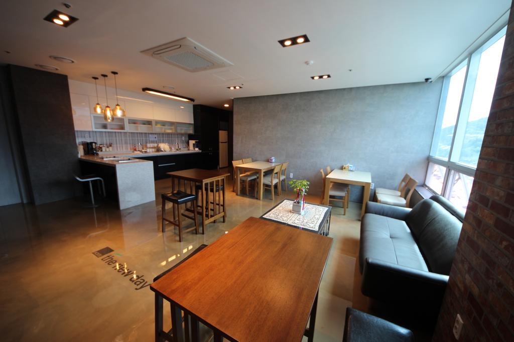 Hostel The New Day Busan Dış mekan fotoğraf